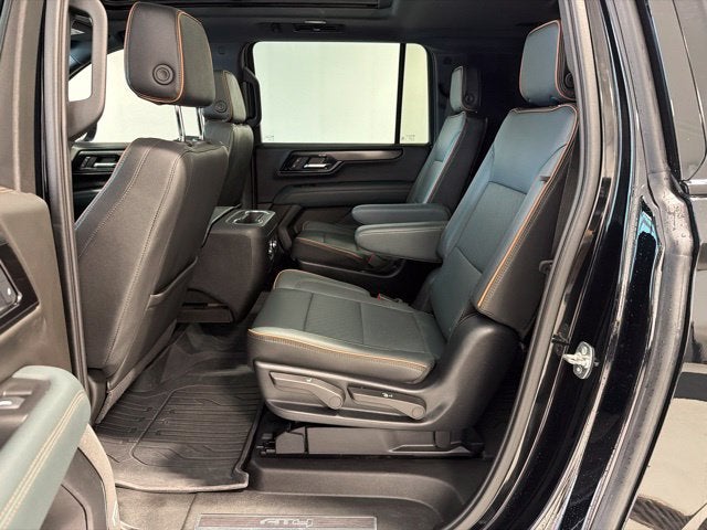 2025 GMC Yukon XL AT4