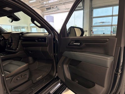 2025 GMC Yukon XL AT4