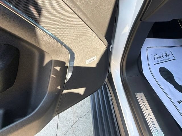 2022 Chevrolet Suburban High Country