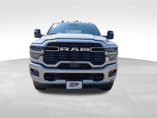 2025 RAM 2500 Tradesman Crew Cab 4x4 6'4" Box