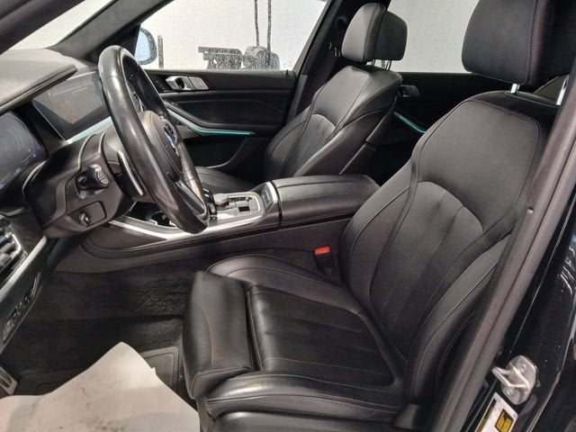 2022 BMW X7 M50i