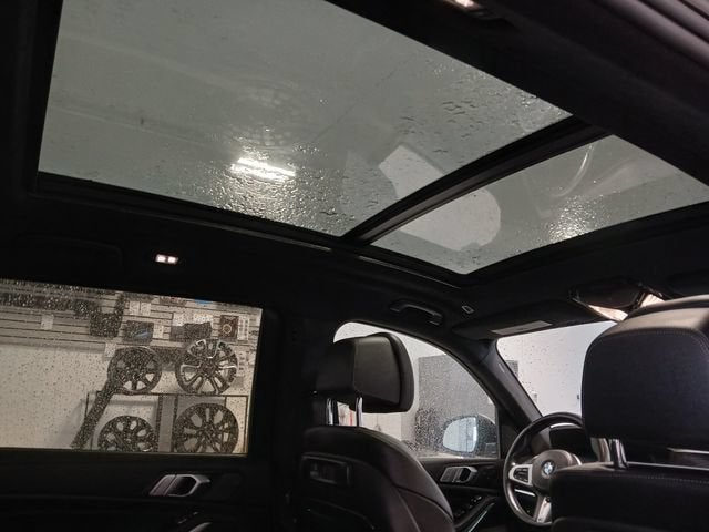 2022 BMW X7 M50i