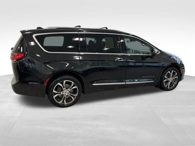 2022 Chrysler Pacifica Pinnacle