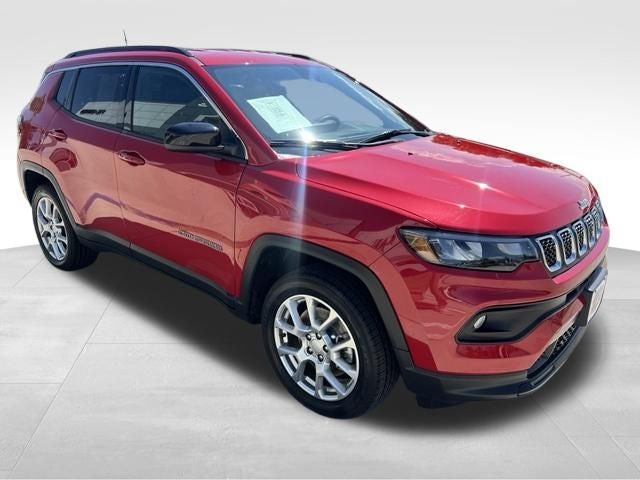 2023 Jeep Compass Latitude Lux
