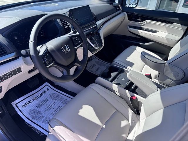 2026 Honda Odyssey Touring - Photo 11